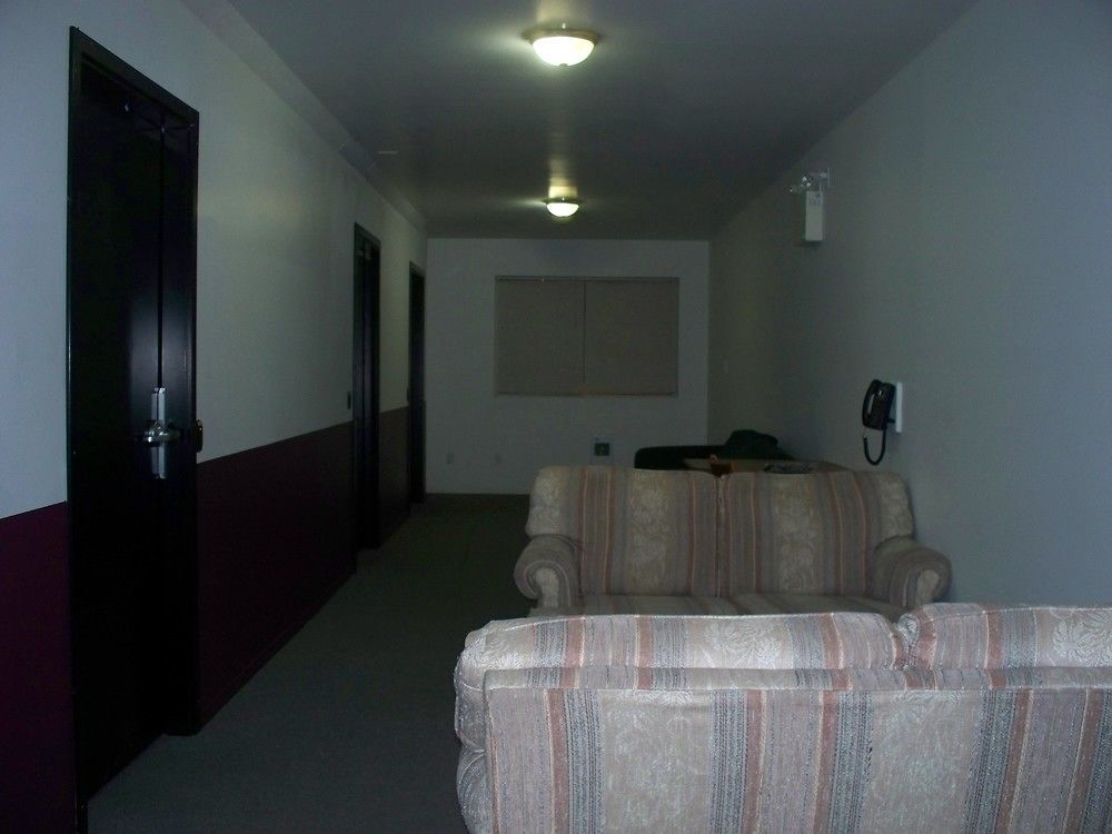 Invermere Hostel Luaran gambar